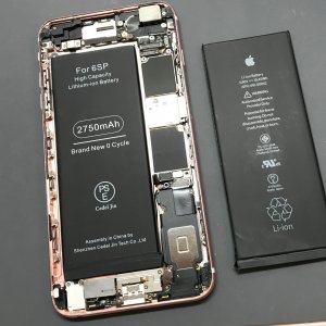 iPhone 6S Plus バッテリー交換