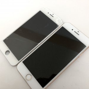 iPhone8　パネル交換