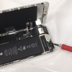 iPhone8 水没修理