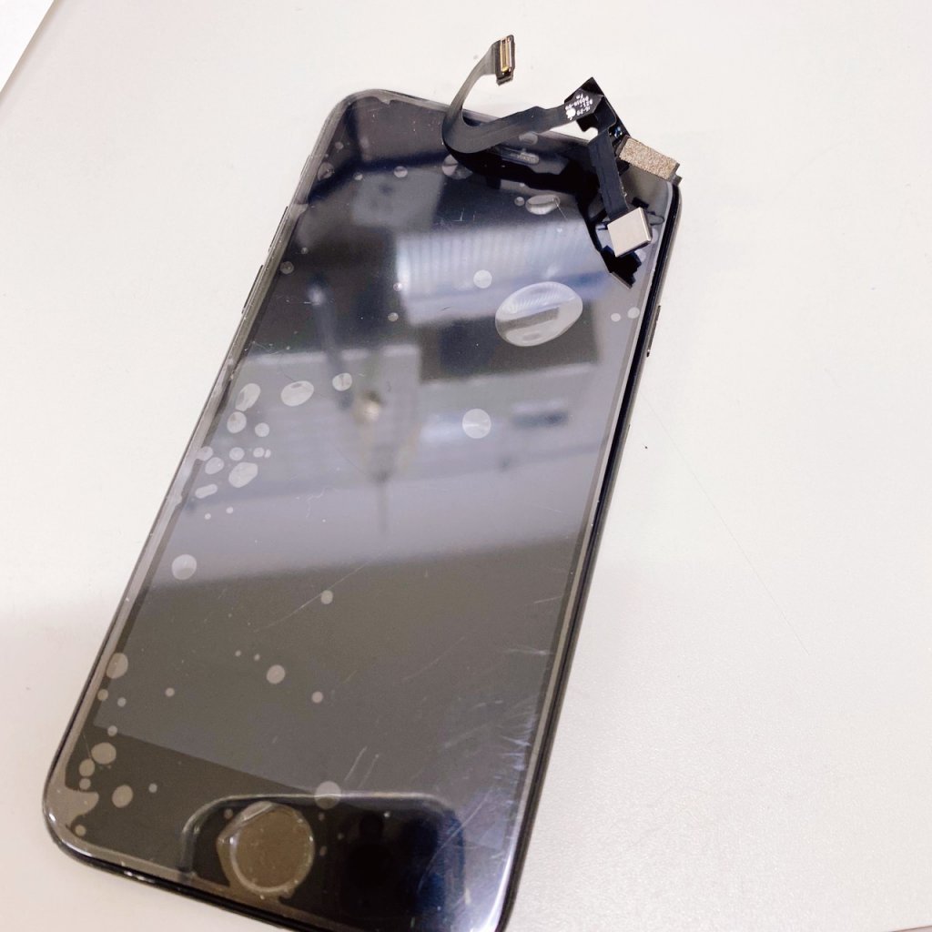 iPhone7 コネクタ 交換