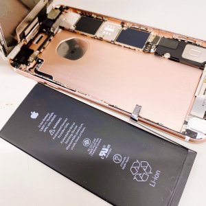 iPhone6SPlius バッテリー交換