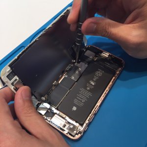 iPhone7 パネル交換修理