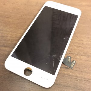 iPhone8 液晶画面交換修理