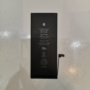 iPhone 6+ バッテリー交換 スマートフォン スマホ 携帯修理 東京都 御徒町