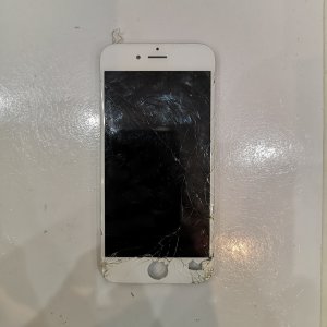 iPhone 6S 液晶交換 パネル交換 スマートフォン スマホ 携帯修理 川口市 西川口