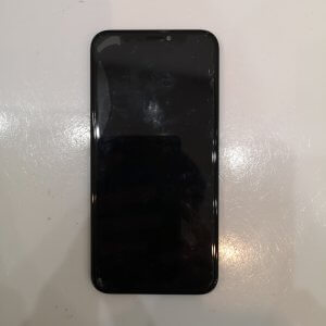 iPhone XS 液晶交換 スマートフォン スマホ 携帯修理 川口市 西川口