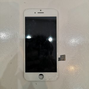iPhone 8 パネル交換 スマートフォン スマホ 携帯修理 川口市 西川口