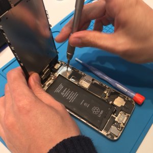 iPhone6液晶画面交換修理