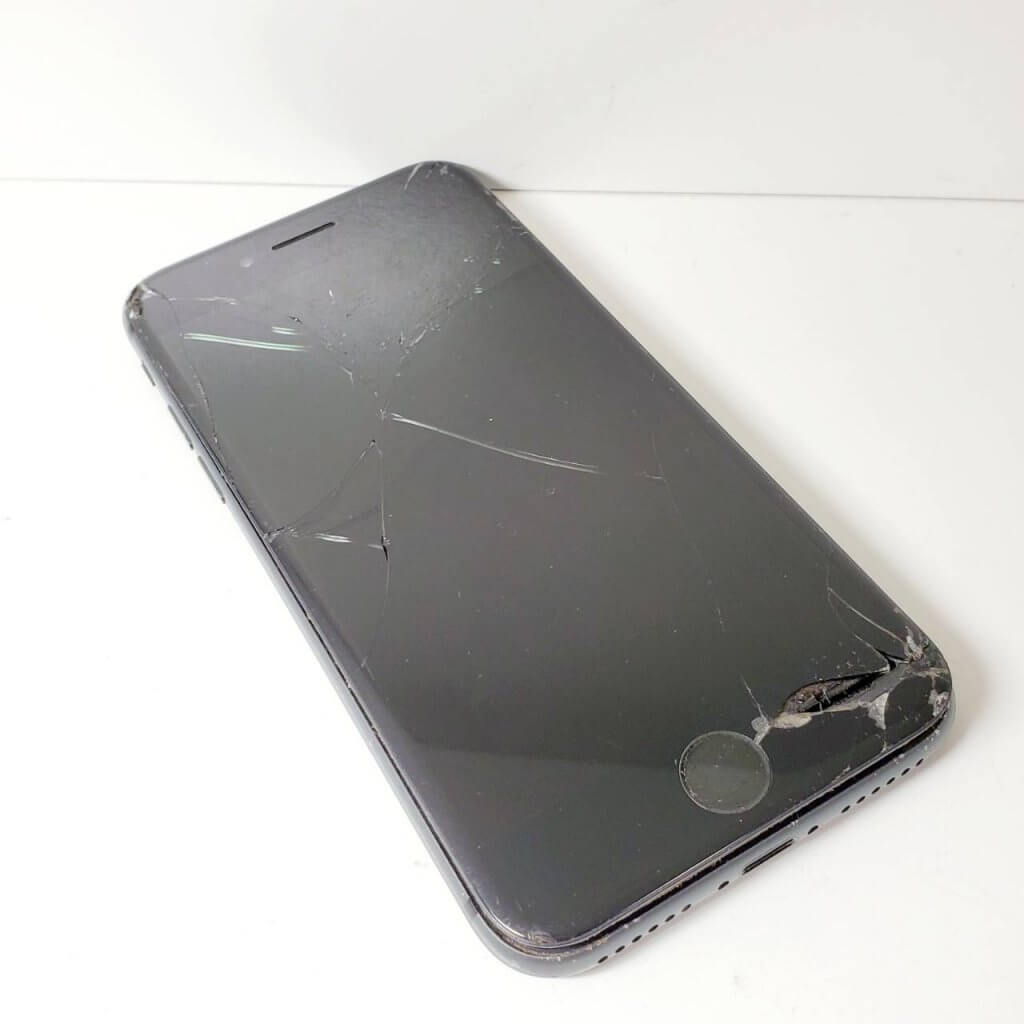 iPhone8 パネル交換