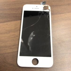 iPhoneSE フロントパネル交換修理