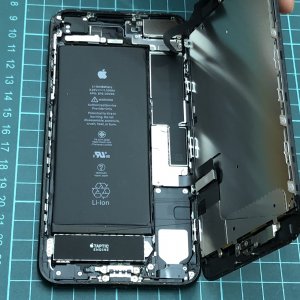 iPhone７Plus　バッテリー交換