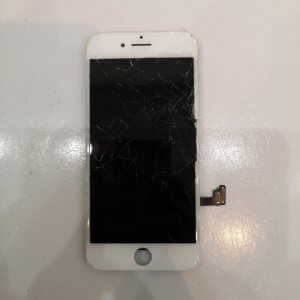 iPhone 7 パネル交換
