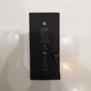 iPhone  7+ バッテリー交換