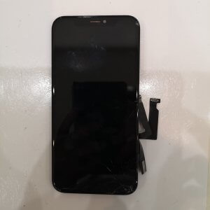 iPhone XR 液晶交換