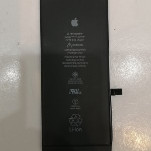 iPhone 7+ バッテリー交換