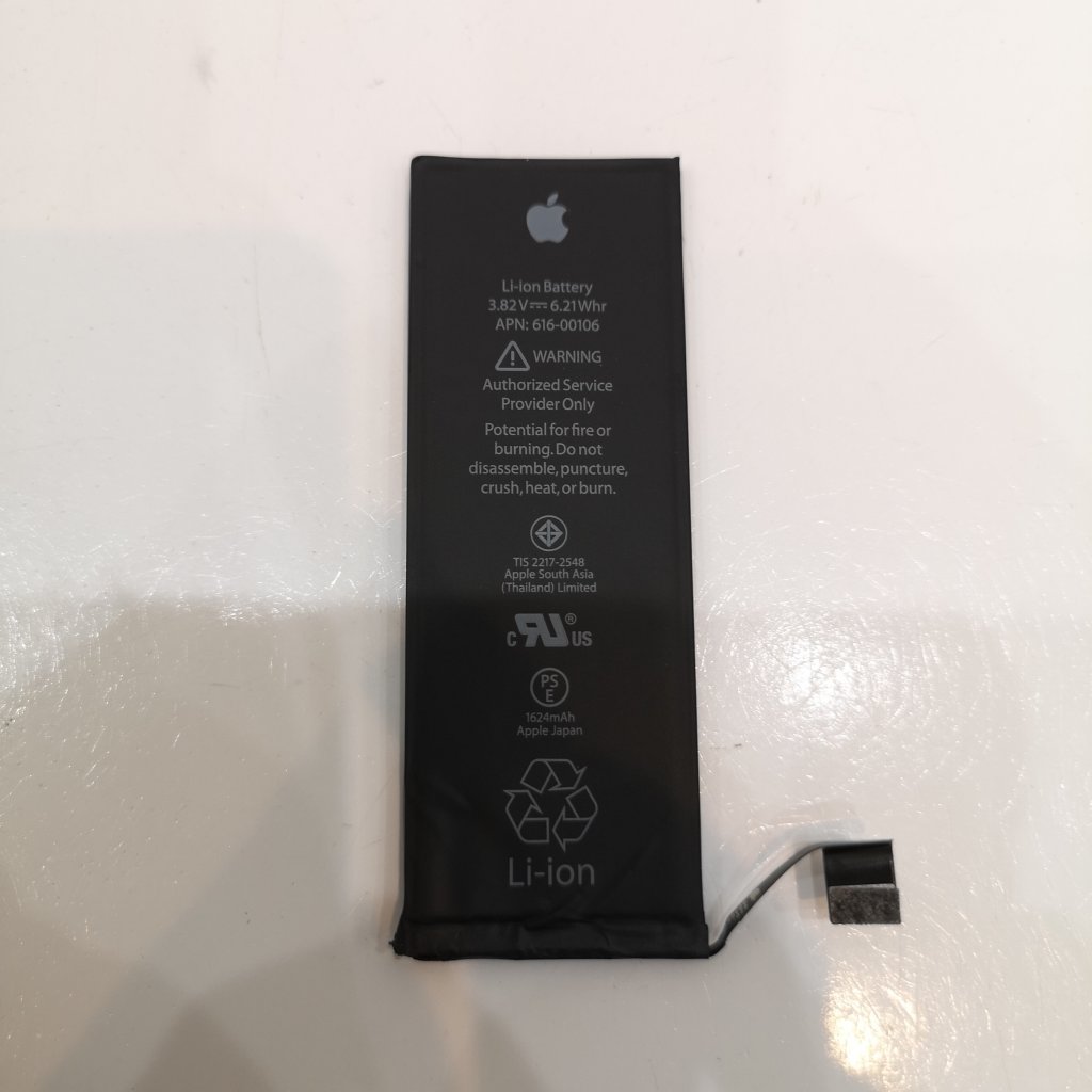 iPhone SE バッテリー交換