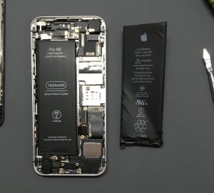 iPhoneSE　バッテリー交換