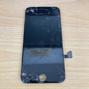 iPhone7 液晶交換修理