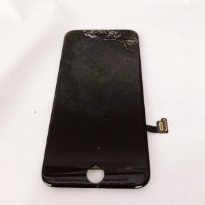 iPhone8 フロントパネル交換修理
