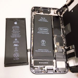 iPhone8　バッテリー交換