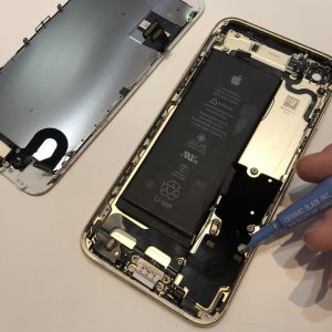 iPhone7ライトニング交換修理