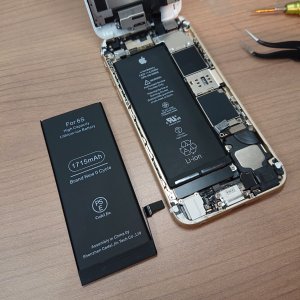 iPhone6S バッテリー交換