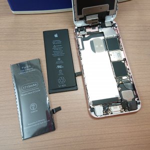 iPhone6S バッテリー交換