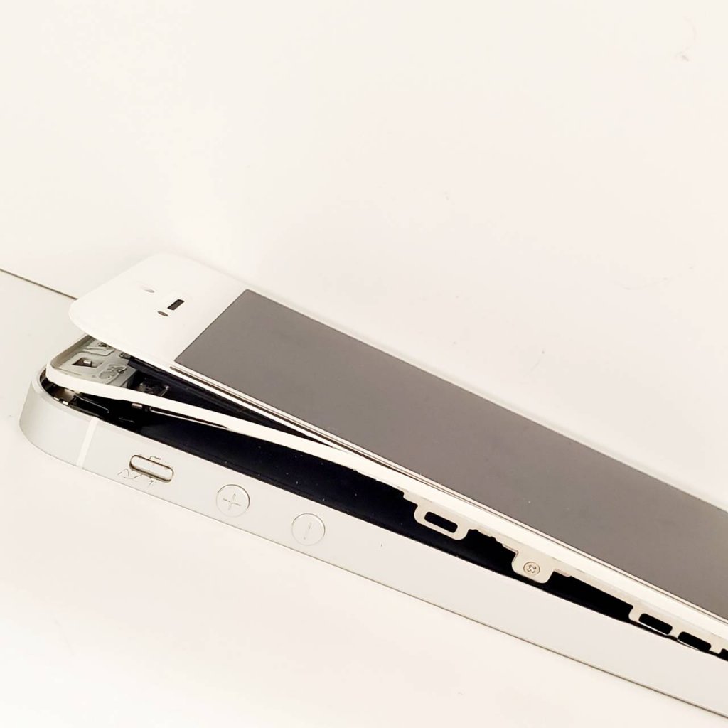 iPhone5S バッテリー交換