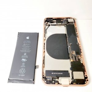 iPhone8 バッテリー交換
