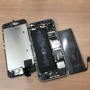 iPhone 5S バッテリー交換