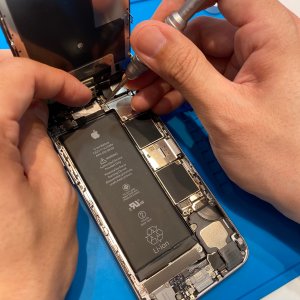 iPhone6S　パネル交換修理