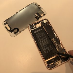 iPhone7バッテリー交換修理