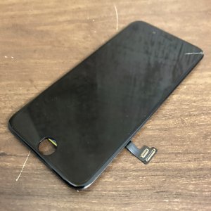 iPhone8 フロントパネル交換修理
