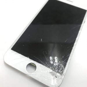 iPhone7　画面割れ　フロントパネル交換