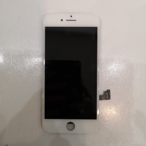 iPhone 8 パネル交換