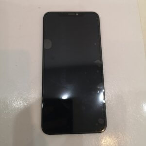 iPhone 8 パネル交換