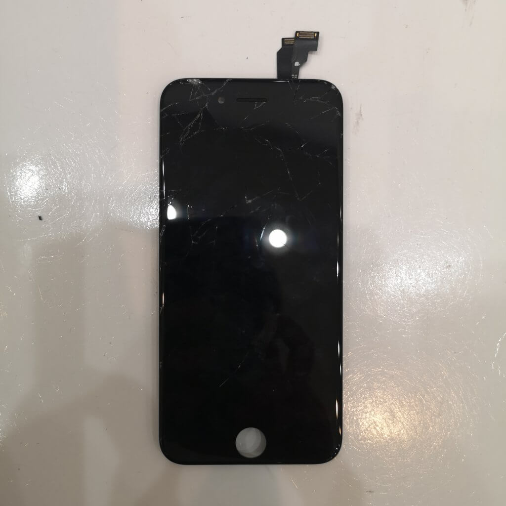 iPhone 6 パネル交換