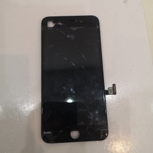iPhone  7+ パネル交換