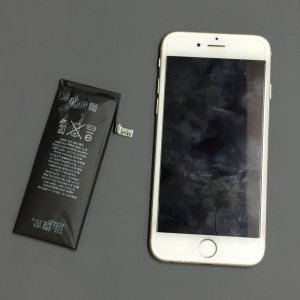 iPhone6S　バッテリー交換