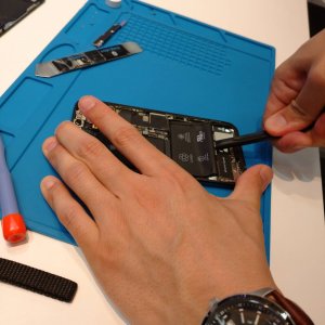 iPhoneXバッテリー交換修理