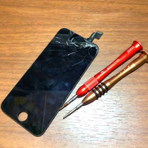 iPhone SE フロントガラス交換