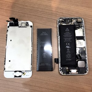 iPhone5 バッテリー交換