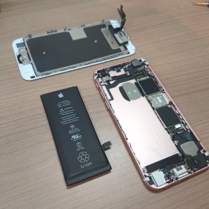 iPhone6S バッテリー交換