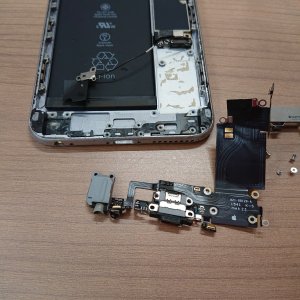 iPhone6Splus ライトニング修理