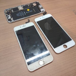 iPhone6S 液晶交換