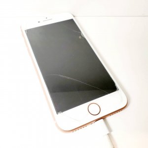 iPhone8 ライトニング修理