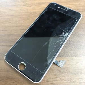 iPhone8 液晶画面交換修理