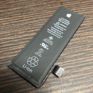 iPhoneSE バッテリー交換修理