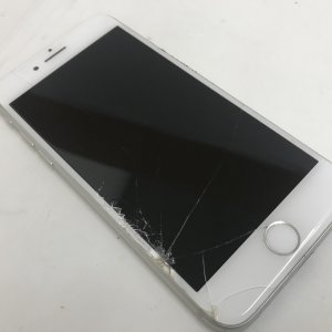iPhone8 フロントパネル交換
