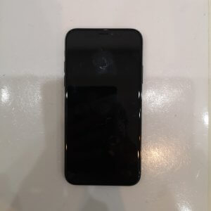 iPhone XS パネル交換